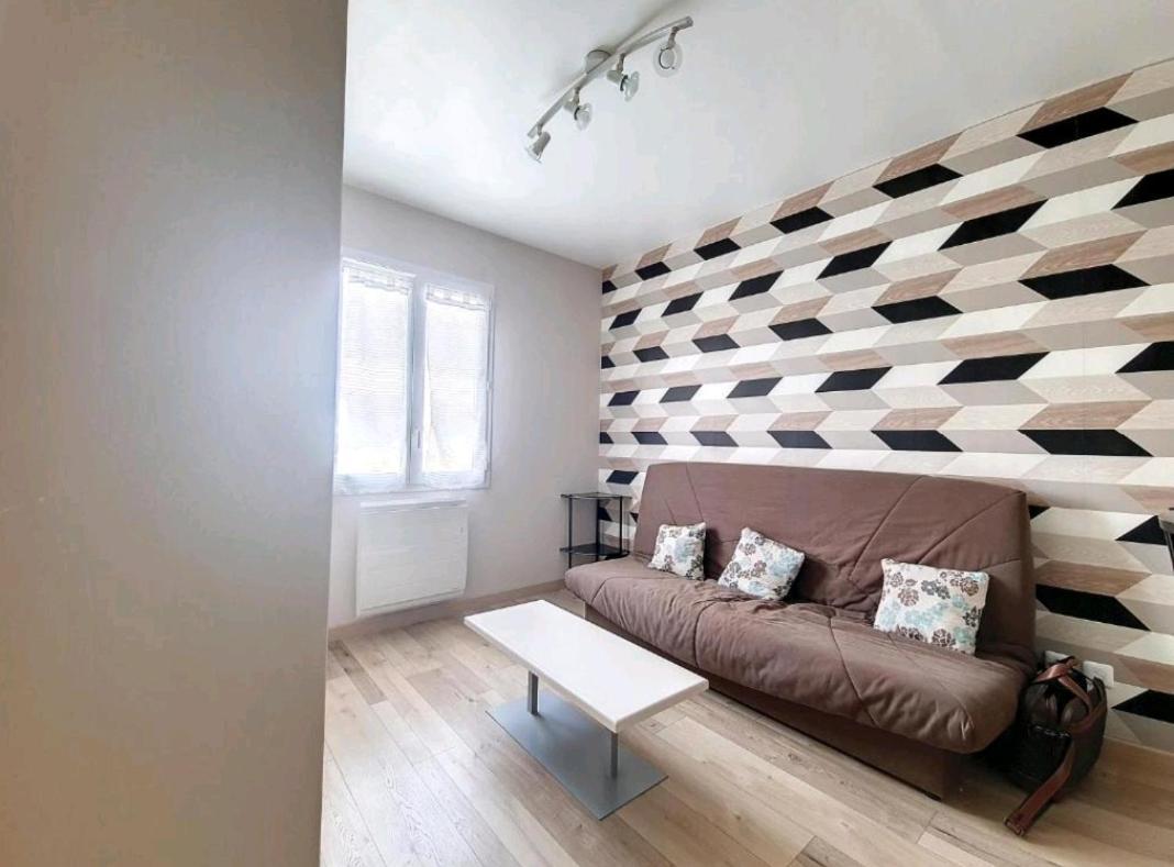 Maison confortable lumineuse avec jardin à 5 mn Bayeux au calme Guéron Exterior foto