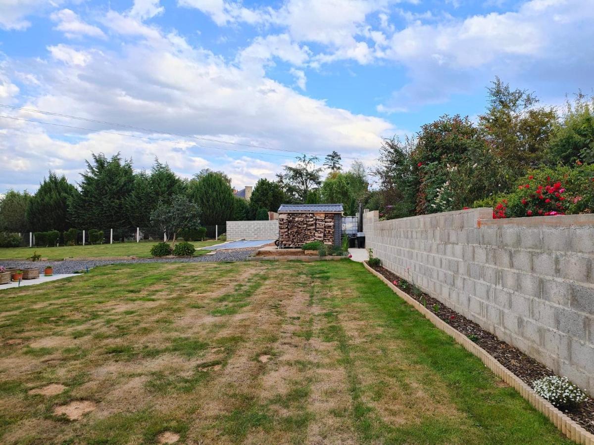 Maison confortable lumineuse avec jardin à 5 mn Bayeux au calme Guéron Exterior foto